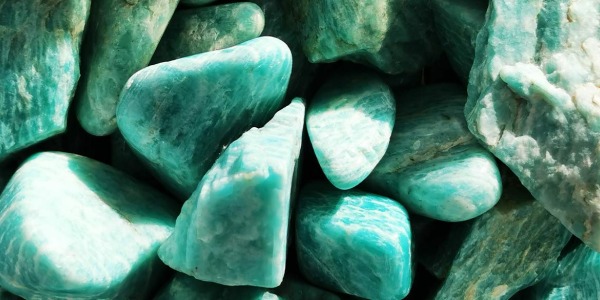 Amazonite : une pierre aux nombreuses vertus et bienfaits